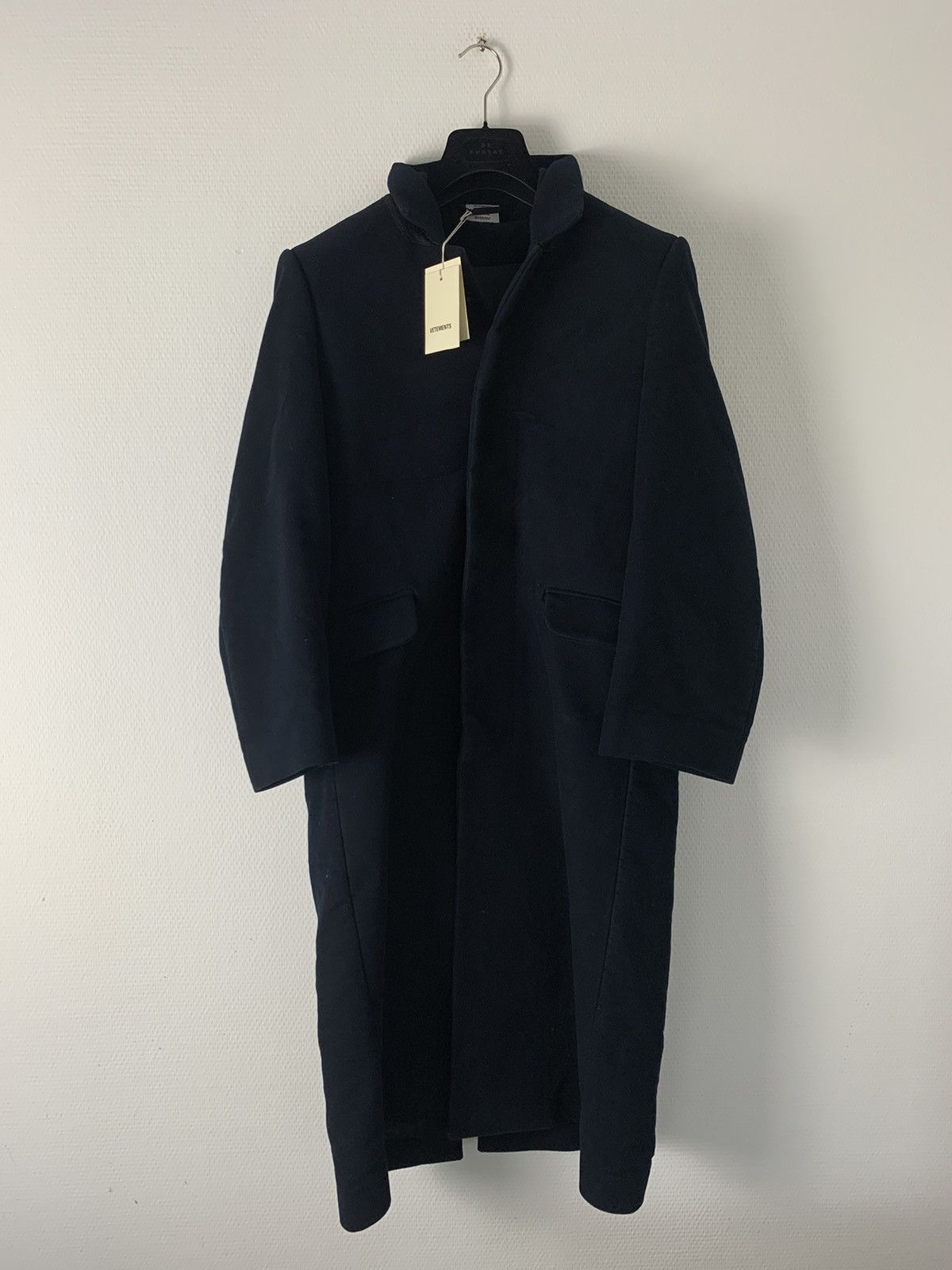 image of Vetements Fw17 Heavy Wool Navy Coat, Men's (Size Medium)
