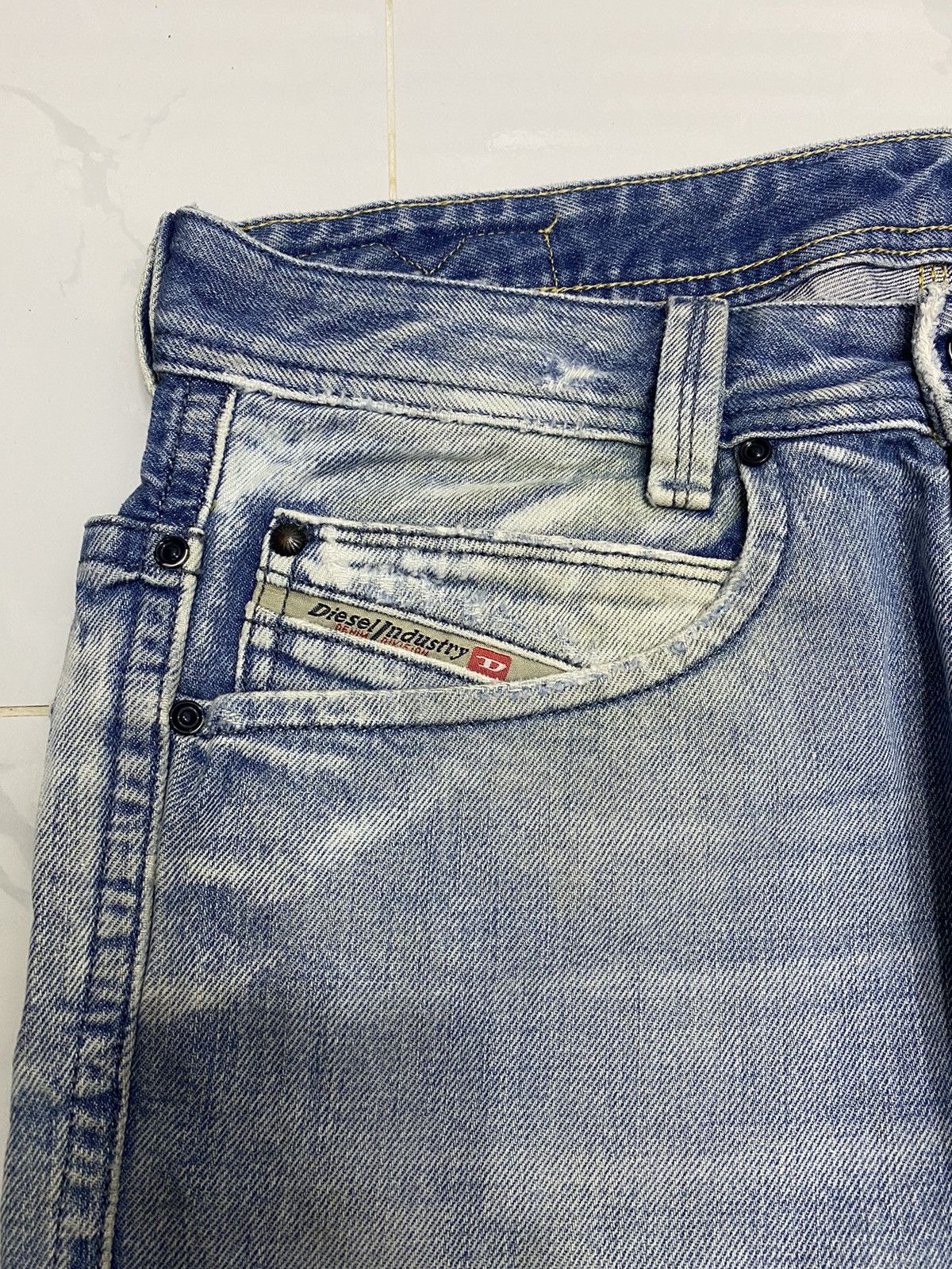 Diesel × General Research × Issey Miyake RIPPED🔥DIESEL DISTRESSED DENIM BAGGY JEANS Size US 33 - 11 Thumbnail