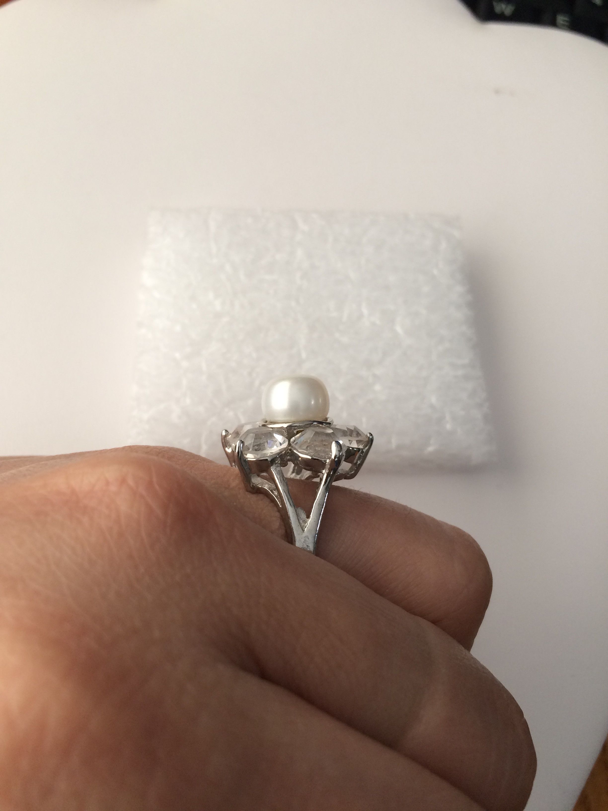 Silver White Pearl Bead Ring with CZs - Size 8.5 Size ONE SIZE - 4 Preview