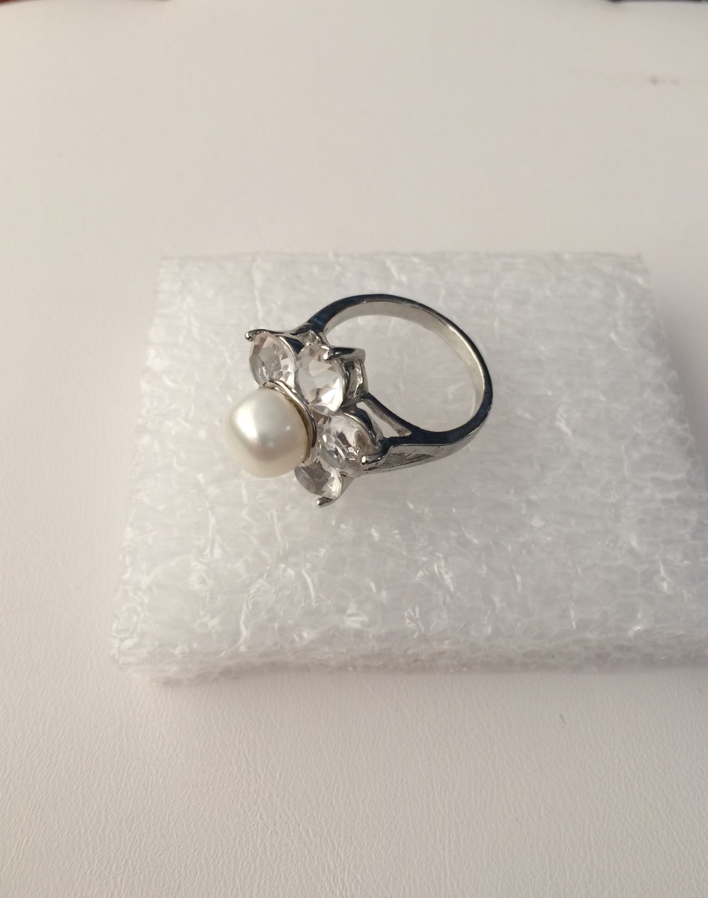 Silver White Pearl Bead Ring with CZs - Size 8.5 Size ONE SIZE - 2 Preview