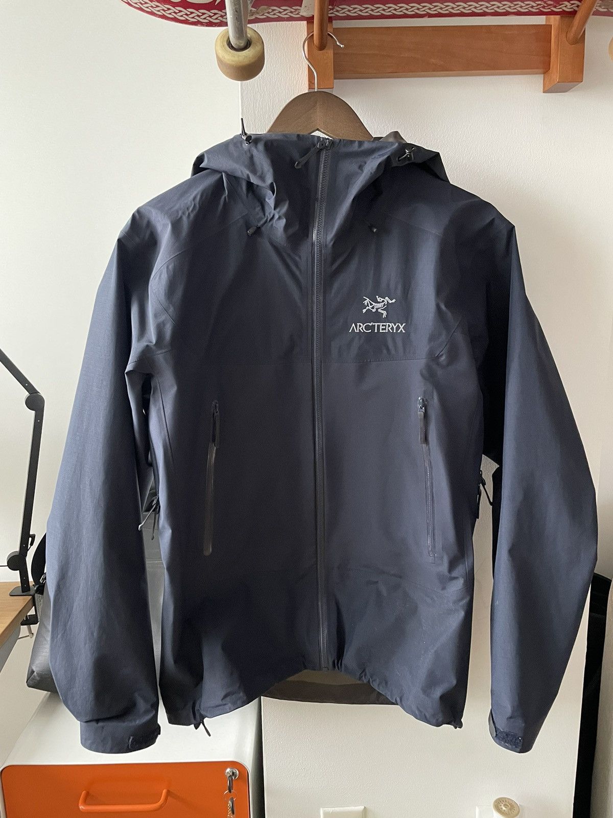 Arcteryx beta sl hybrid on sale tui