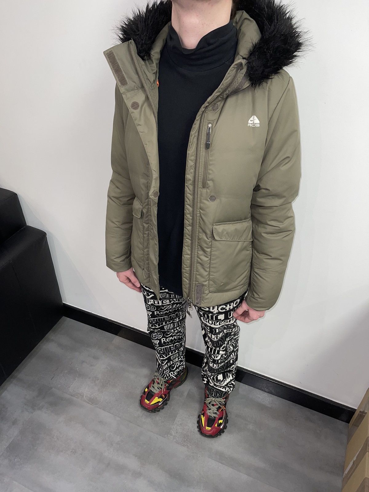 Nike ACG Nike ACG Small Logo Brown Goose Down Puffer Jacket Size M / US 6-8 / IT 42-44 - 9 Thumbnail