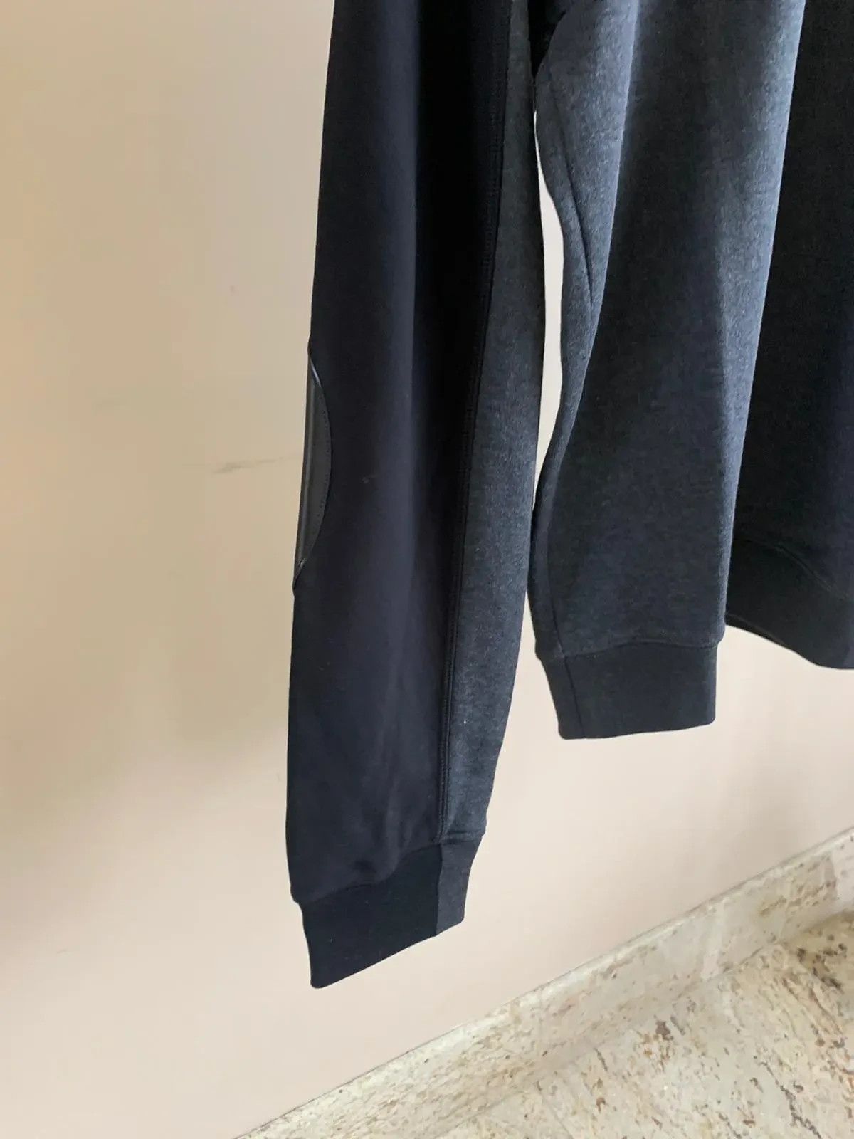 Alexander McQueen Elbow Patch Crewneck Logo Sweater in Black Size US M / EU 48-50 / 2 - 5 Thumbnail