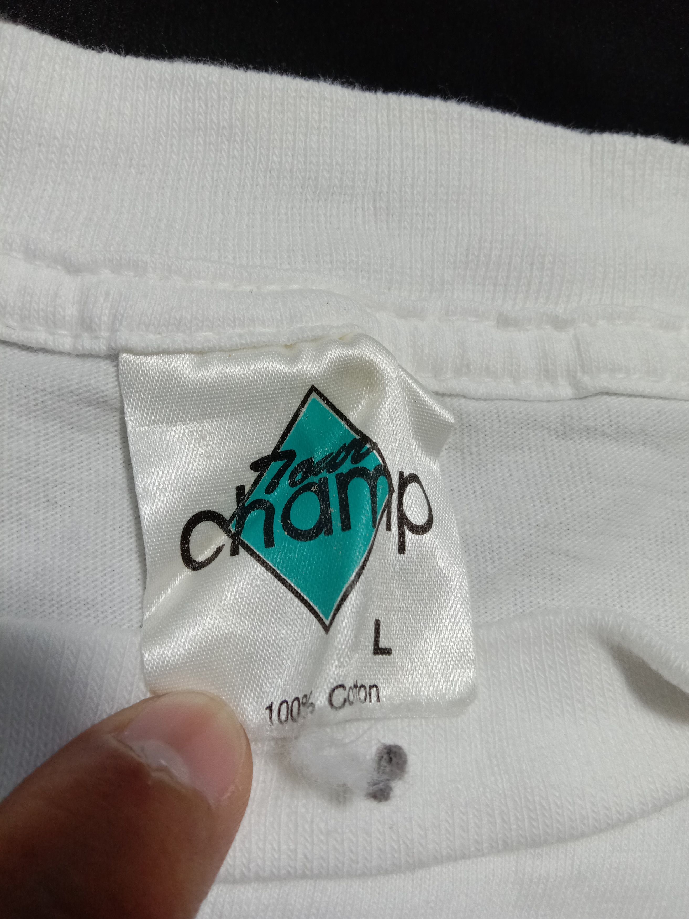 Band Tees Very Rare Vintage 90s Saipan Underwater Fantasy Tee Size US L / EU 52-54 / 3 - 3 Thumbnail