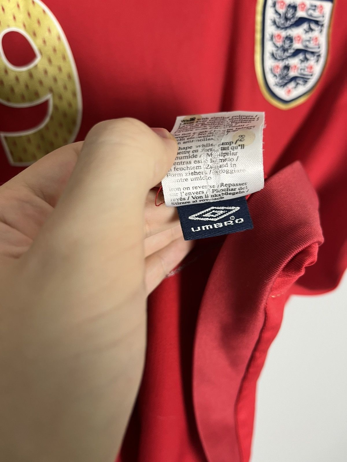 Umbro × Vintage Vintage England Rooney Umbro soccer Jersey tshirt Size US M / EU 48-50 / 2 - 11 Thumbnail