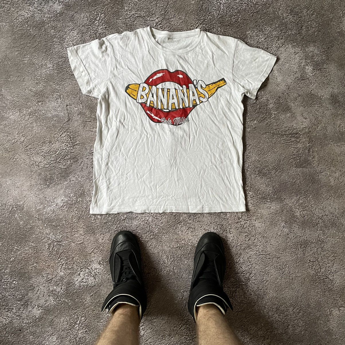 Vintage Vintage 90s Y2K Banana Graphic Tee Sun Faded Cream Boxy S Size US S / EU 44-46 / 1 - 1 Thumbnail