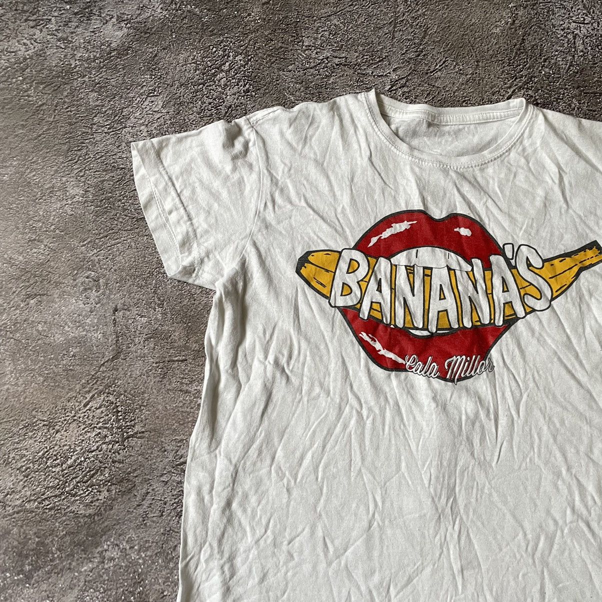 Vintage Vintage 90s Y2K Banana Graphic Tee Sun Faded Cream Boxy S Size US S / EU 44-46 / 1 - 5 Thumbnail