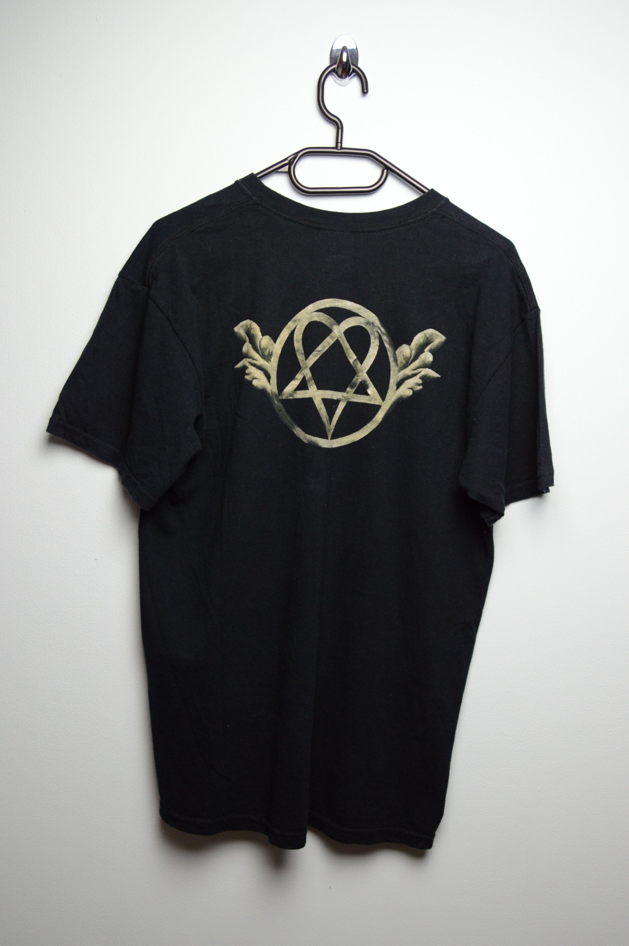 Band Tees H.I.M. y2k rare vintage t shirt Size US L / EU 52-54 / 3 - 4 Thumbnail