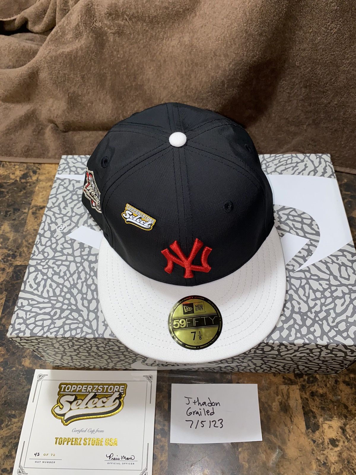 New Era New York Yankees New Era 59fifty hat 7 1/8 white black red Size ONE SIZE - 4 Thumbnail