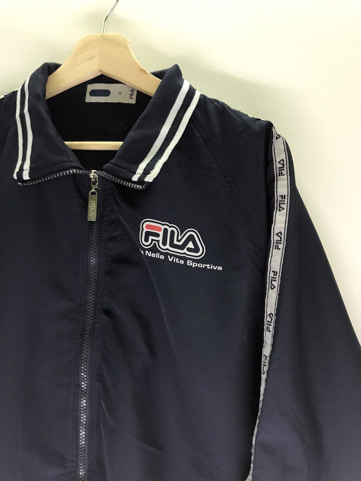 Fila Vintage Fila sideTape logo Zip Up Jacket Size US M / EU 48-50 / 2 - 2 Thumbnail