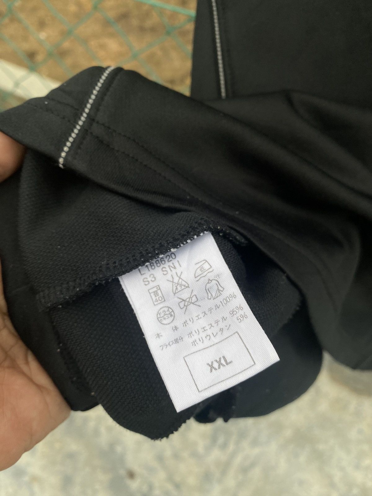 Nike Nike Dri-Fit Center Swoosh Training Sweater Size US XL / EU 56 / 4 - 10 Thumbnail