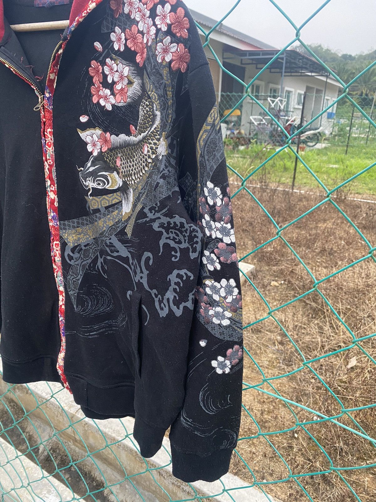 Japanese Brand Vintage Sukajan Koi Fish Hoodies Size US L / EU 52-54 / 3 - 3 Thumbnail