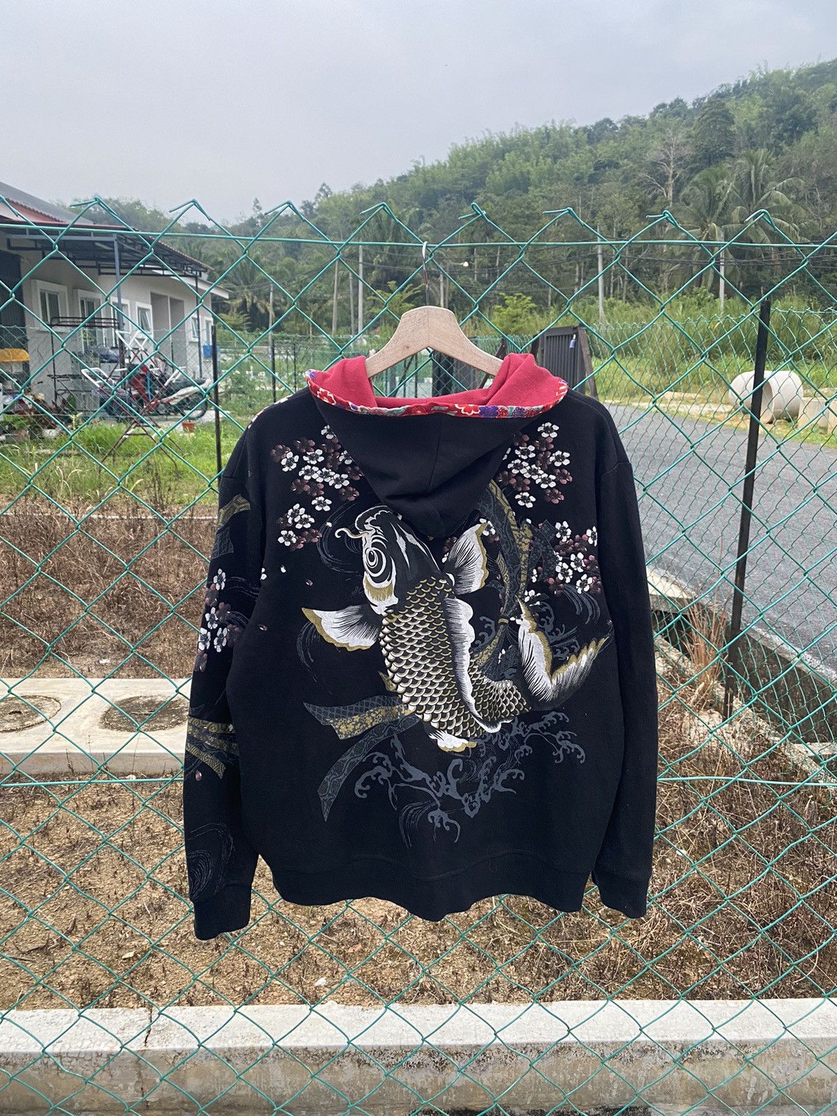 Japanese Brand Vintage Sukajan Koi Fish Hoodies Size US L / EU 52-54 / 3 - 2 Thumbnail