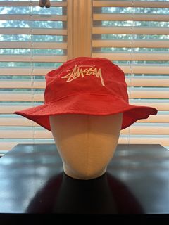 Red stussy cheap bucket hat