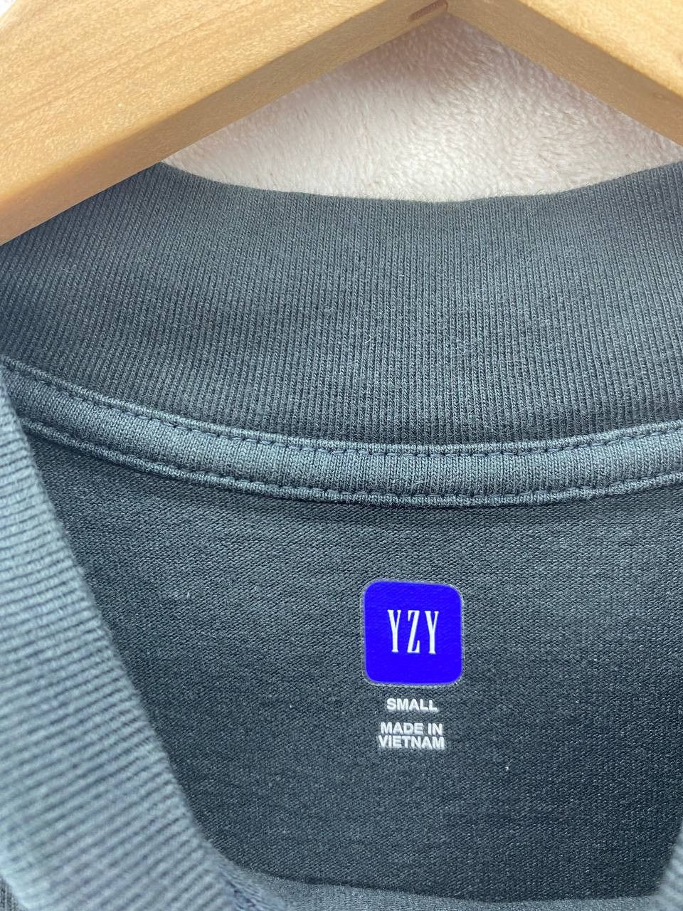 Gap × Kanye West Yeezy Gap by Balenciaga Dove Longsleeve Tee Black S Size US S / EU 44-46 / 1 - 5 Thumbnail