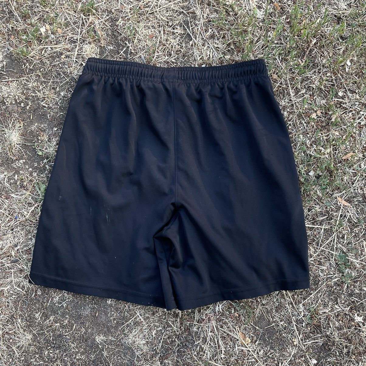 Vintage Vintage Nike Swoosh Shorts Y2K Streetwear Skate Graphic 32 Size US 32 / EU 48 - 5 Thumbnail