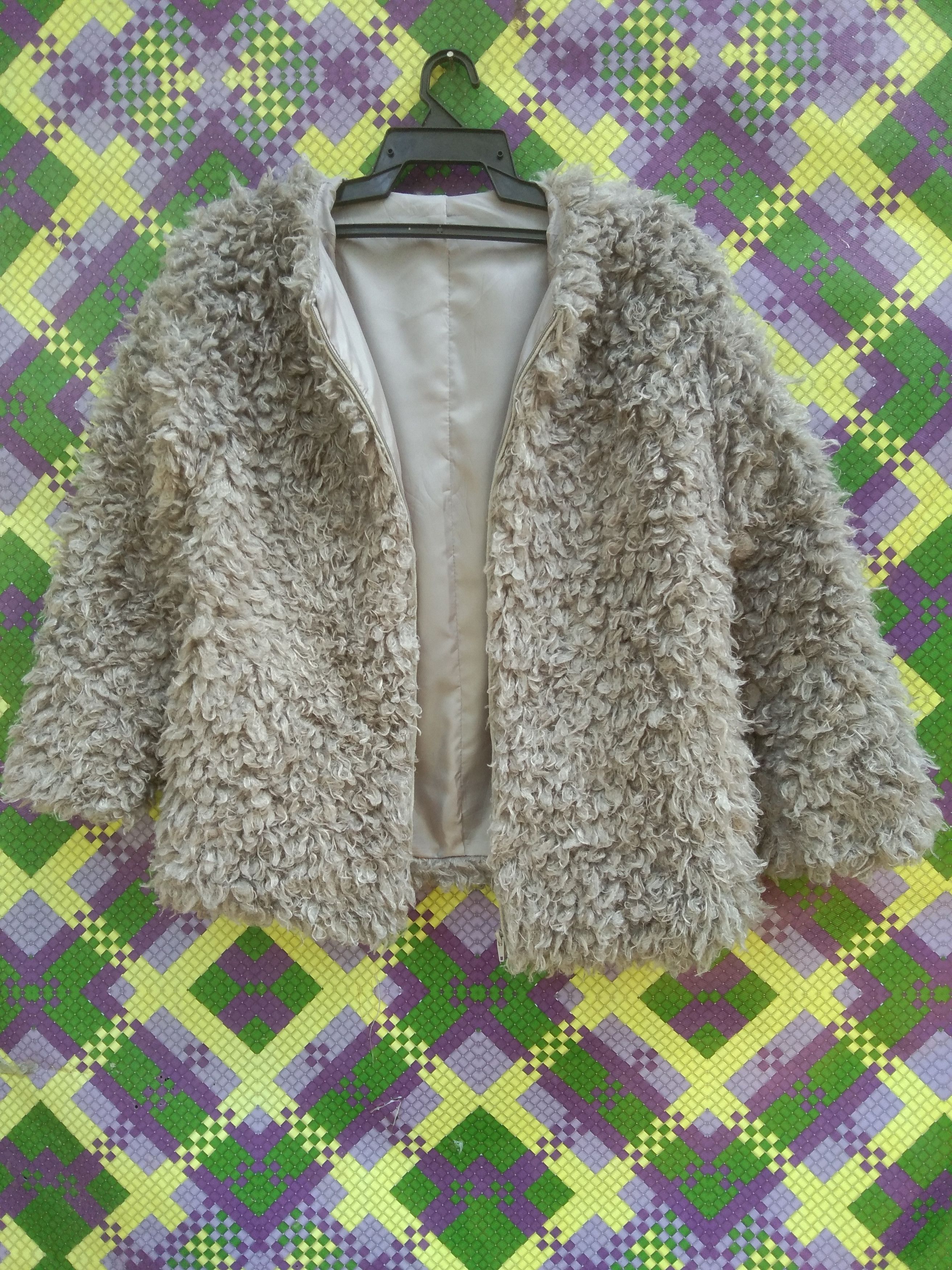 AW SOFT AND FLUFFY FULL-ZIPPER CARDIGAN