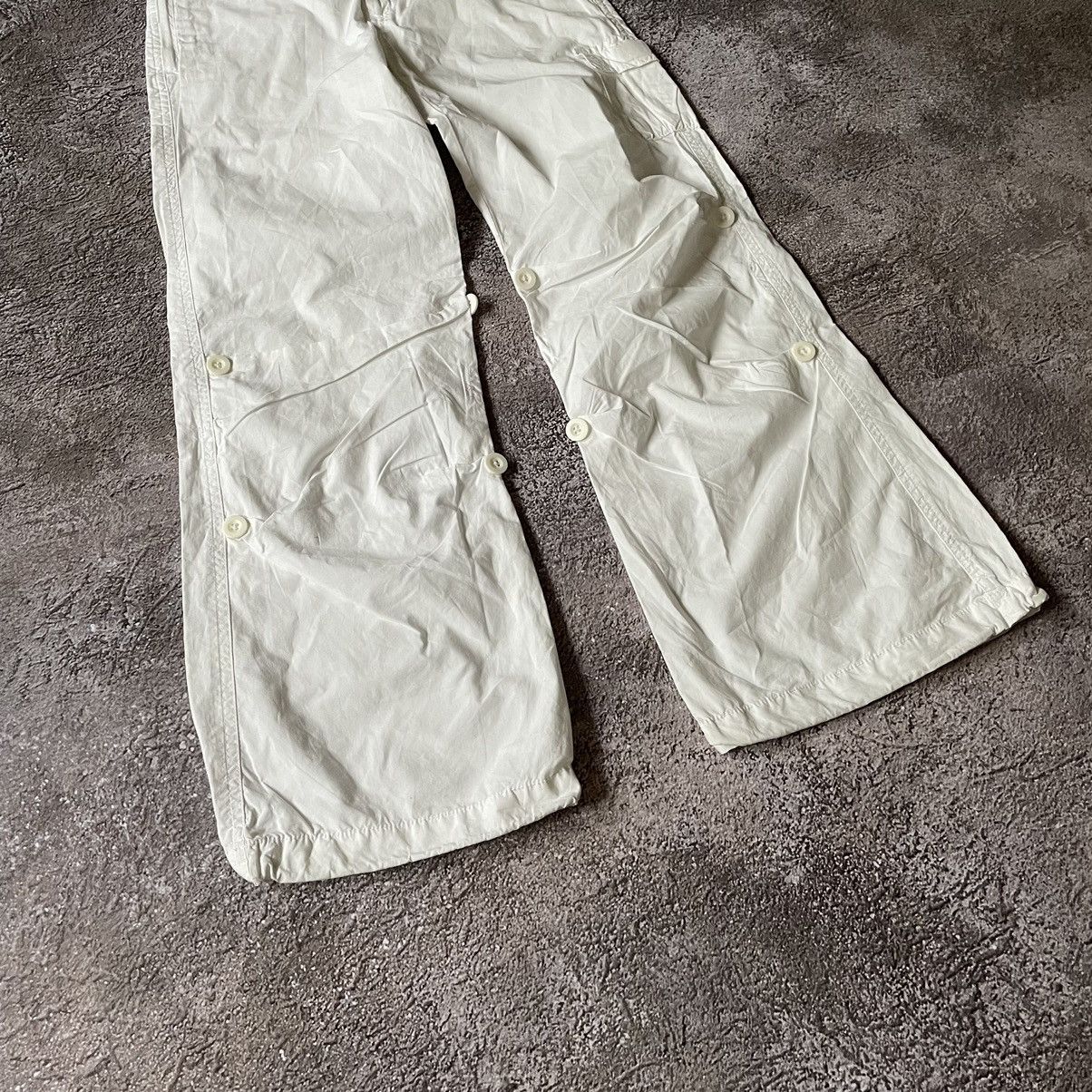 Vintage Vintage 90s Baggy Cargo Pants Streetwear Japan Faded Logo 28 Size 28" / US 6 / IT 42 - 2 Thumbnail