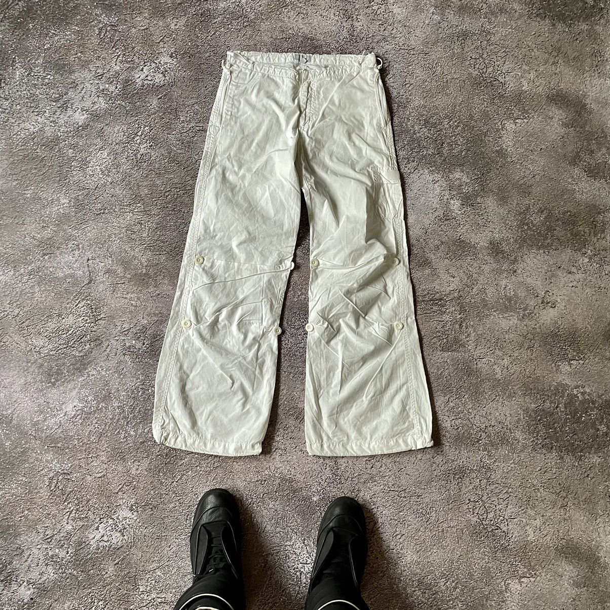 Vintage Vintage 90s Baggy Cargo Pants Streetwear Japan Faded Logo 28 Size 28" / US 6 / IT 42 - 1 Thumbnail