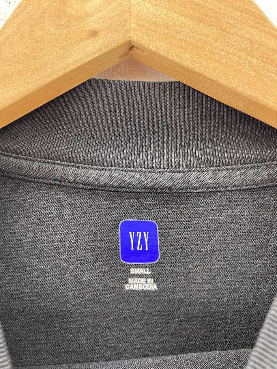Gap × Kanye West Yeezy Gap by Balenciaga Dove 3/4 Tee Black S Size US S / EU 44-46 / 1 - 5 Thumbnail