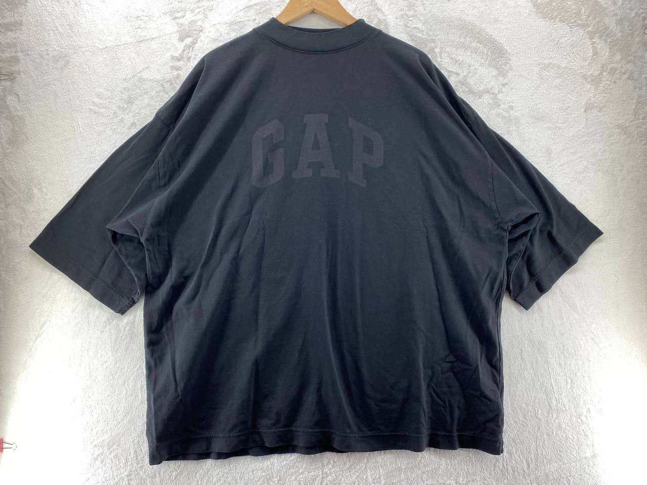 Gap × Kanye West Yeezy Gap by Balenciaga Dove 3/4 Tee Black S Size US S / EU 44-46 / 1 - 2 Thumbnail