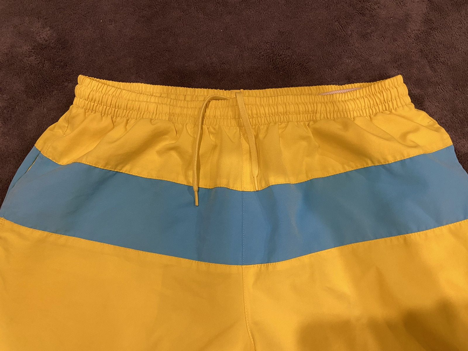 Nike Nike shorts. Vintage. Rear Size US 32 / EU 48 - 4 Thumbnail