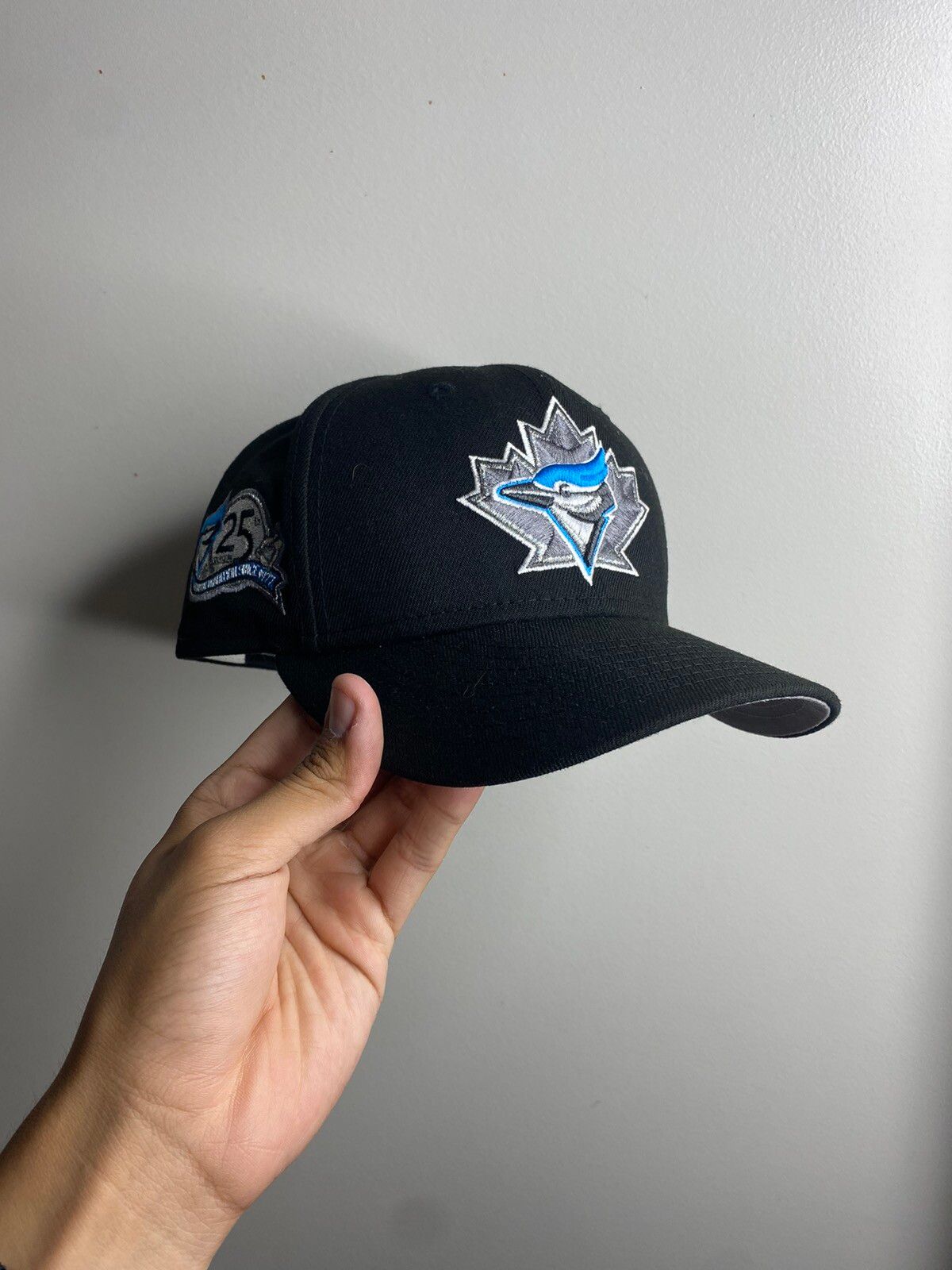 New Era Blue Jays Fitted Size 7 1/4 Size ONE SIZE - 1 Preview
