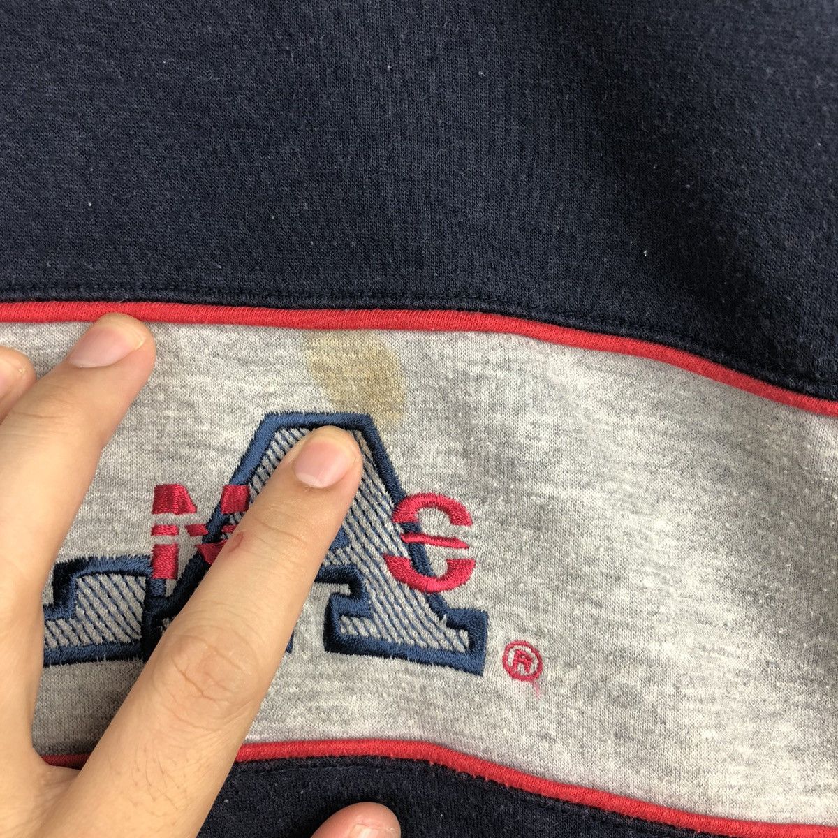Vintage Vintage Ucla University Sweatshirt size XL Size US XL / EU 56 / 4 - 4 Thumbnail