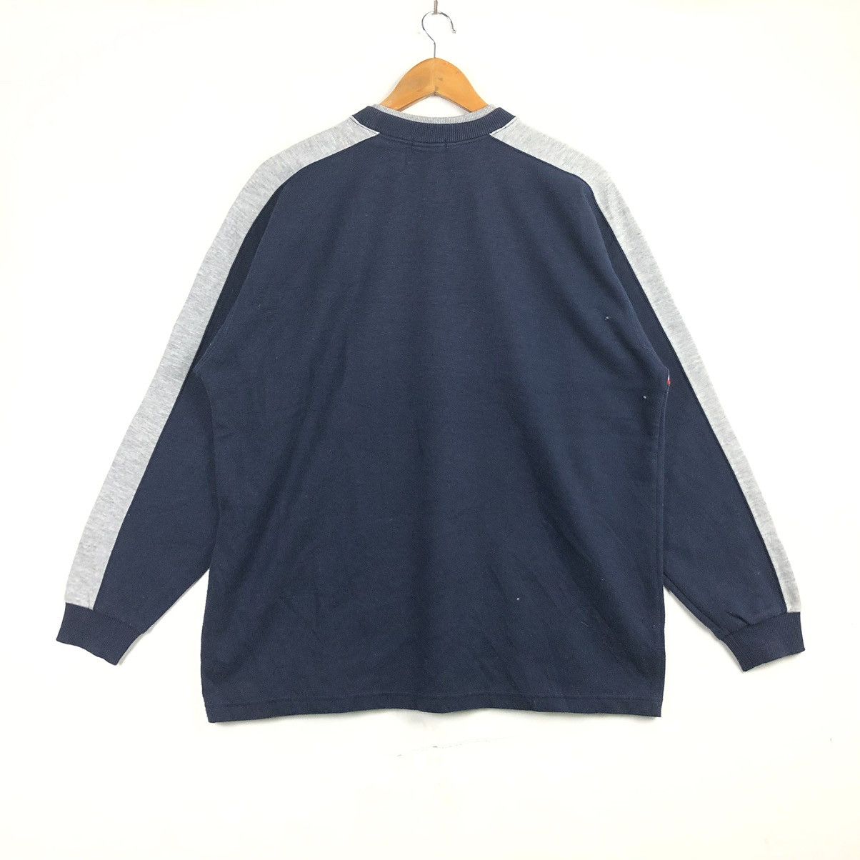 Vintage Vintage Ucla University Sweatshirt size XL Size US XL / EU 56 / 4 - 6 Thumbnail