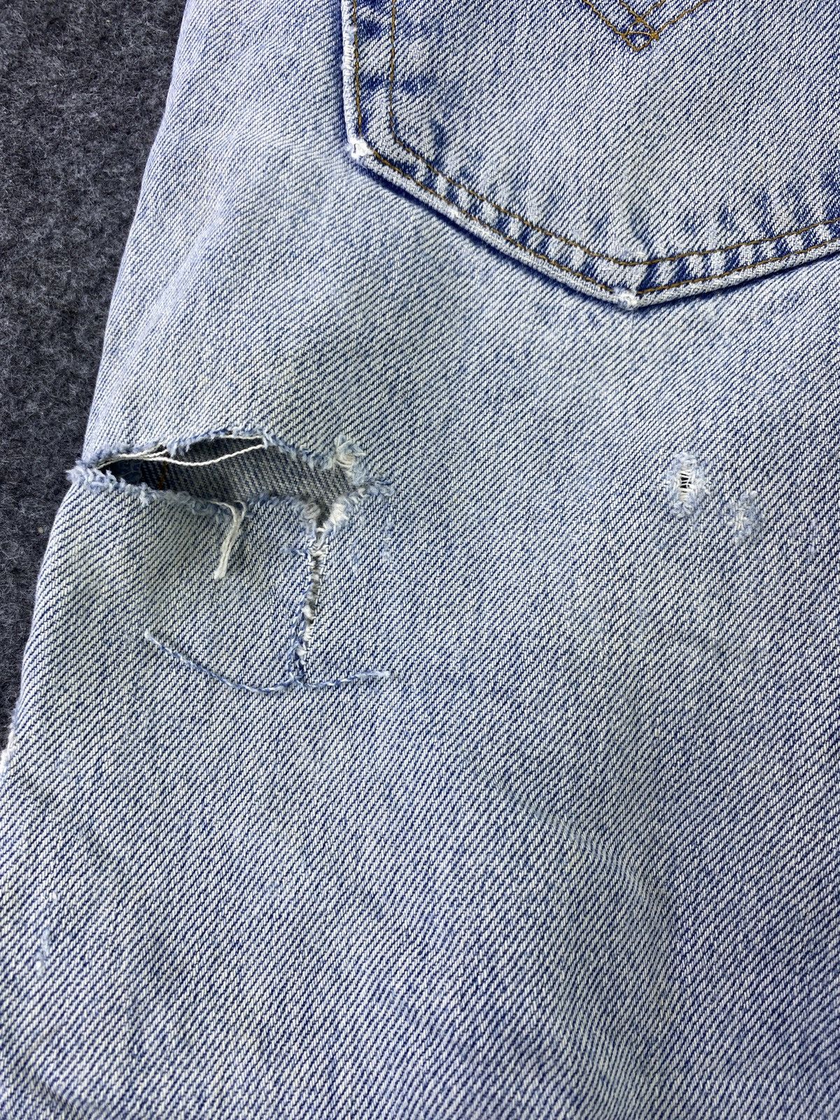 Levi's 90s Vintage Levi's 505 Jeans Blue Wash - J745 Size US 36 / EU 52 - 12 Thumbnail