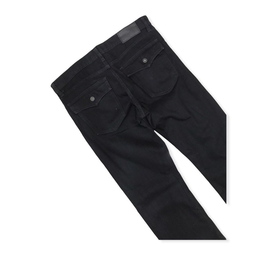 Japanese Brand Japanese Brand Uniqlo Casual Pants Size US 34 / EU 50 - 8 Thumbnail