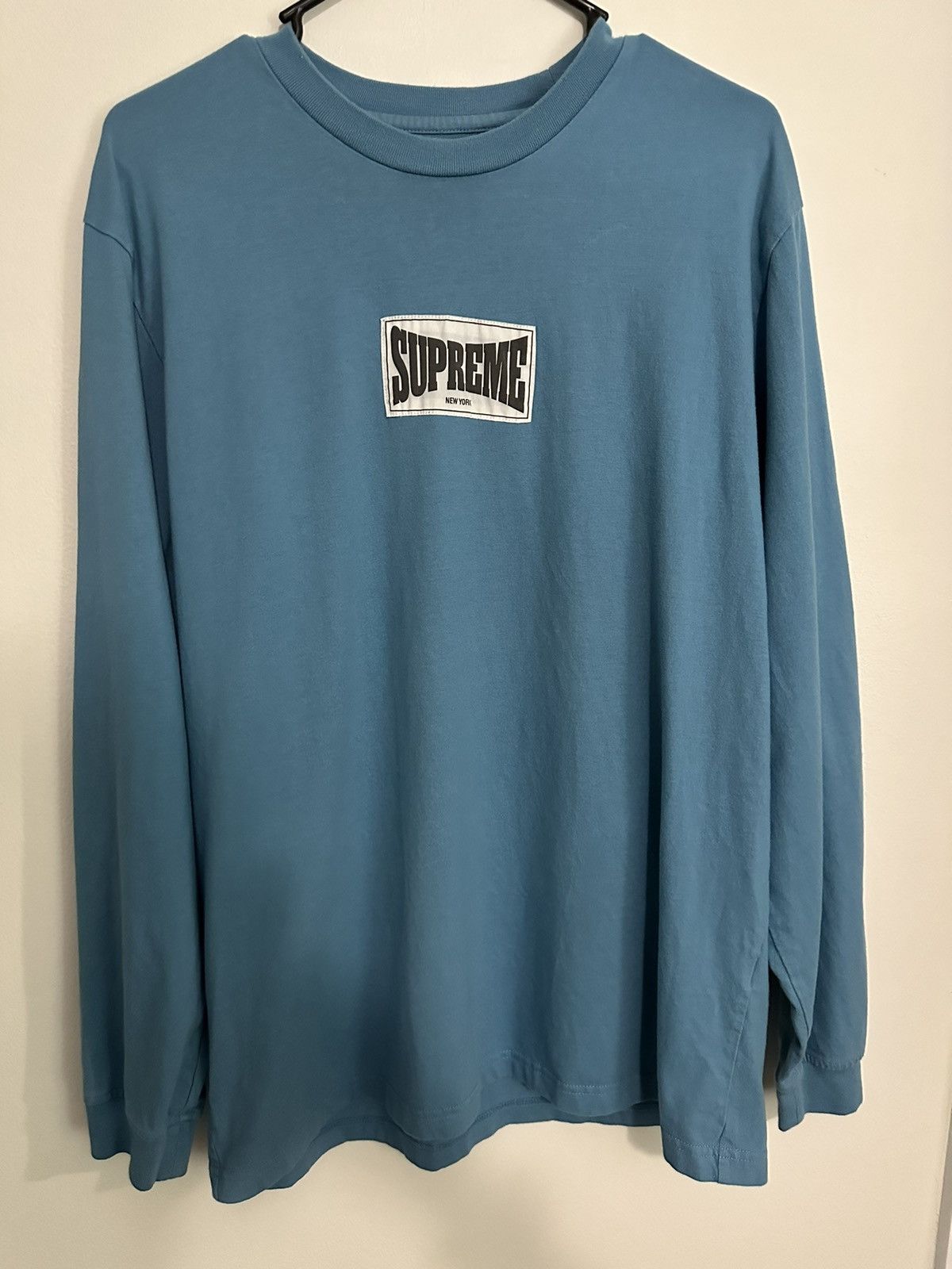 Supreme sales woven label