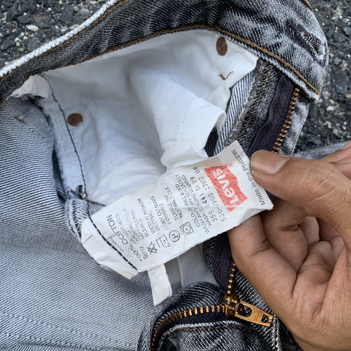 Levi's Levi’s 505 Jeans Faded Levis Denim Ankle Pants Size US 26 / EU 42 - 6 Thumbnail