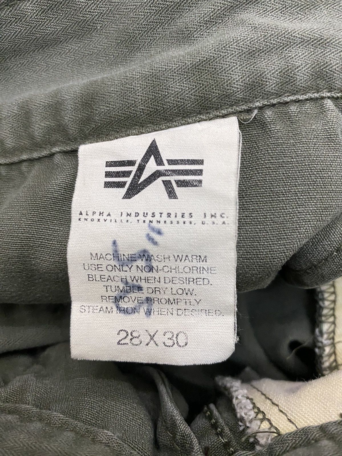 Alpha Industries × Vintage Vintage Alpha Industries Cargo Pant Size US 29 - 10 Thumbnail