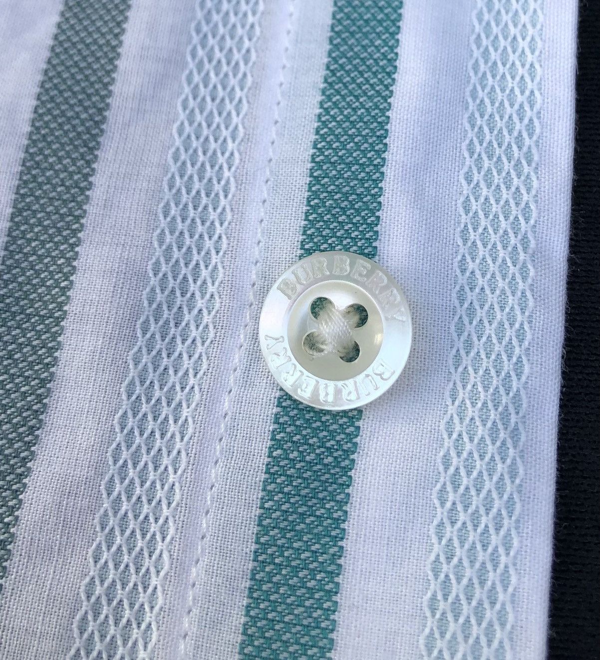 Burberry Burberry London Men Button Down Stripes Short Sleeves Shirt Size US M / EU 48-50 / 2 - 8 Thumbnail