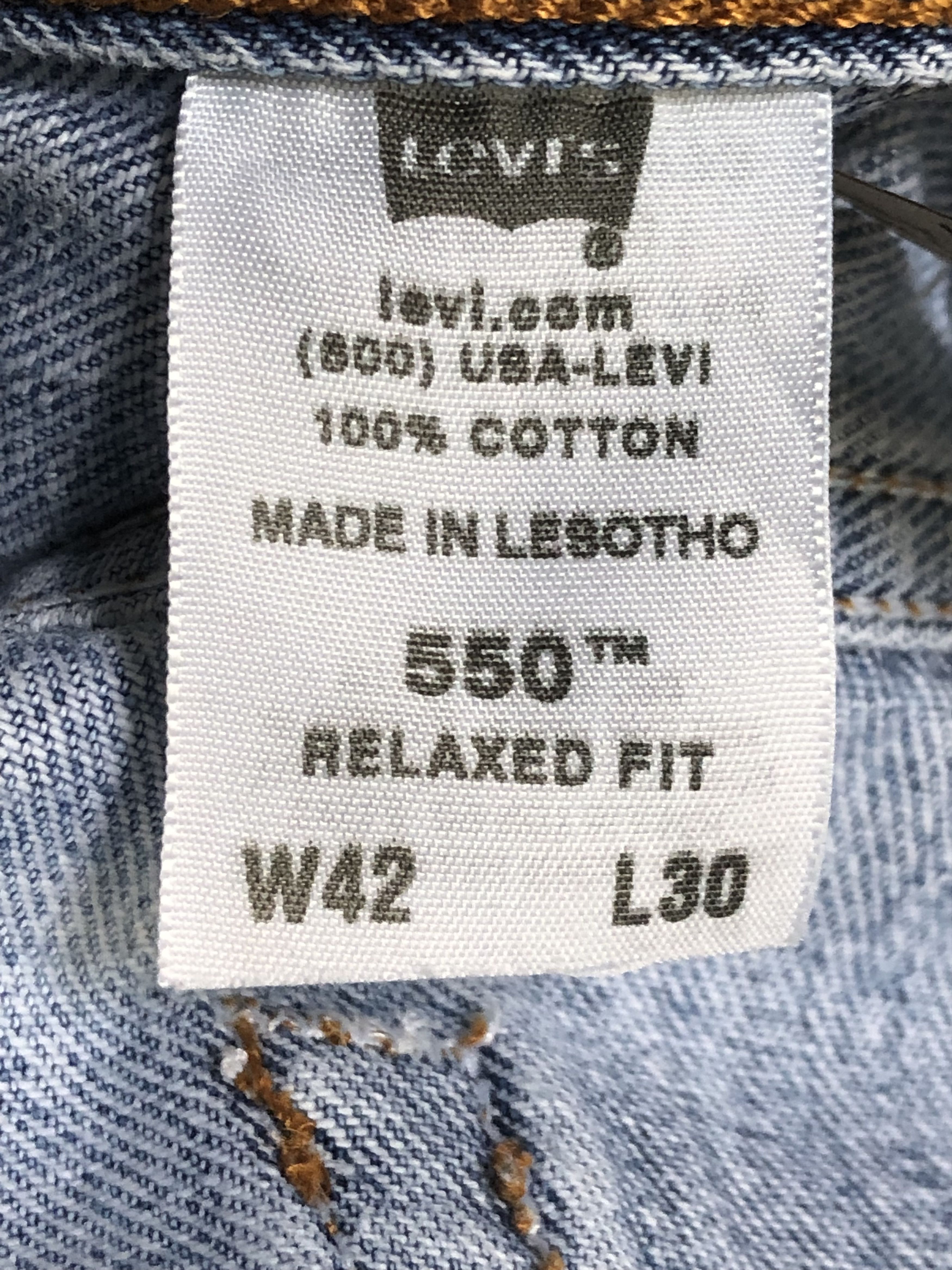 Levi's × Vintage Vintage Levis 550 Denim Jeans L440 Size US 41 - 12 Thumbnail
