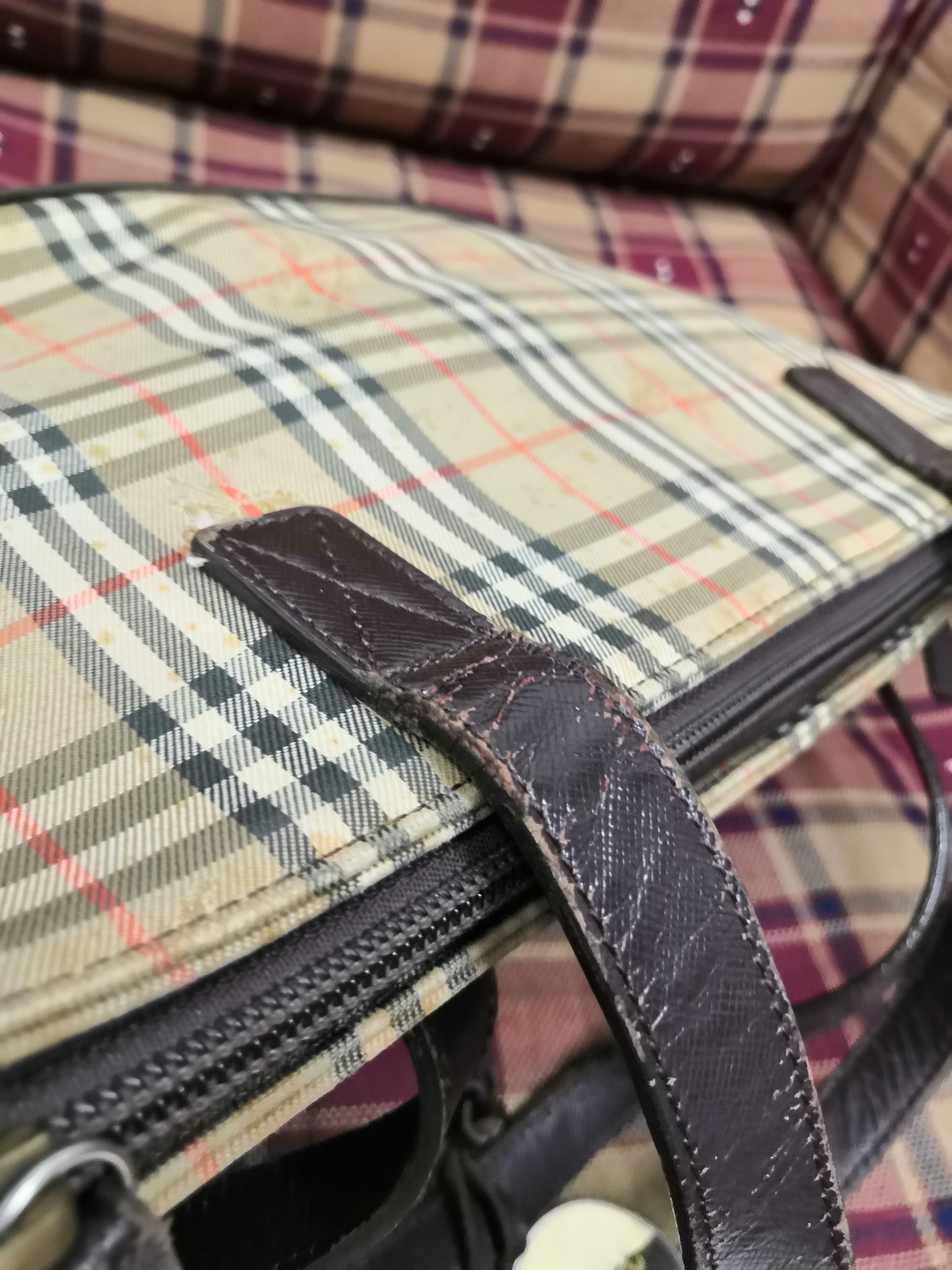 Burberry Vtg Burberry Nova Check Shoulder Bag Size ONE SIZE - 7 Thumbnail