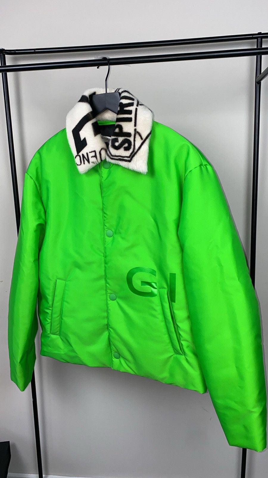 Givenchy Givenchy logo jacket rrp$2400 Size US M / EU 48-50 / 2 - 7 Thumbnail