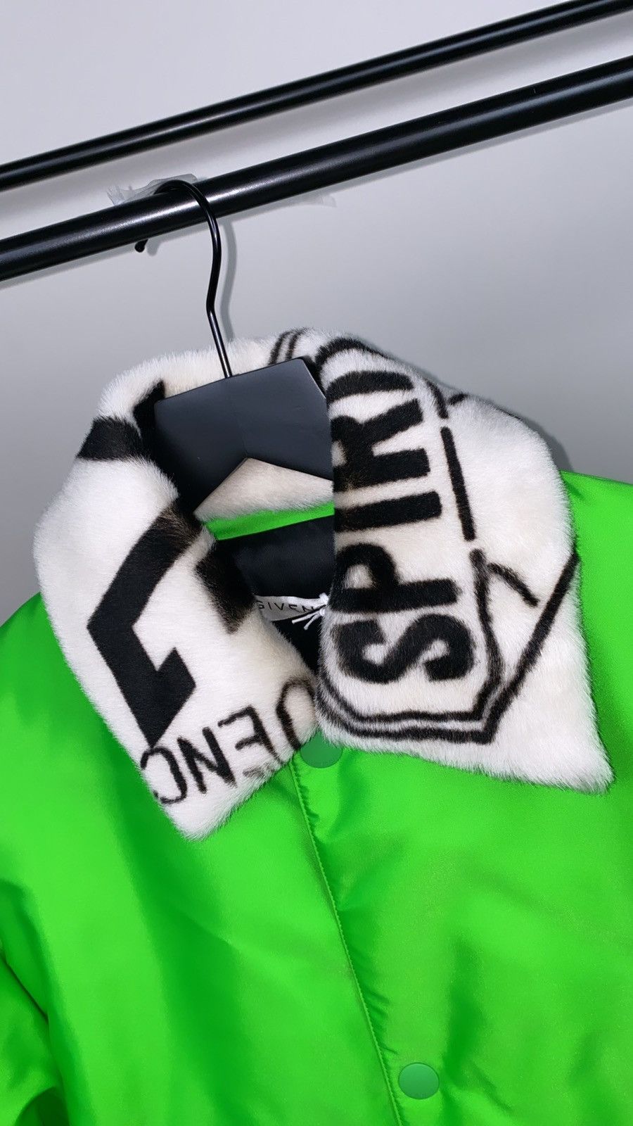 Givenchy Givenchy logo jacket rrp$2400 Size US M / EU 48-50 / 2 - 8 Thumbnail