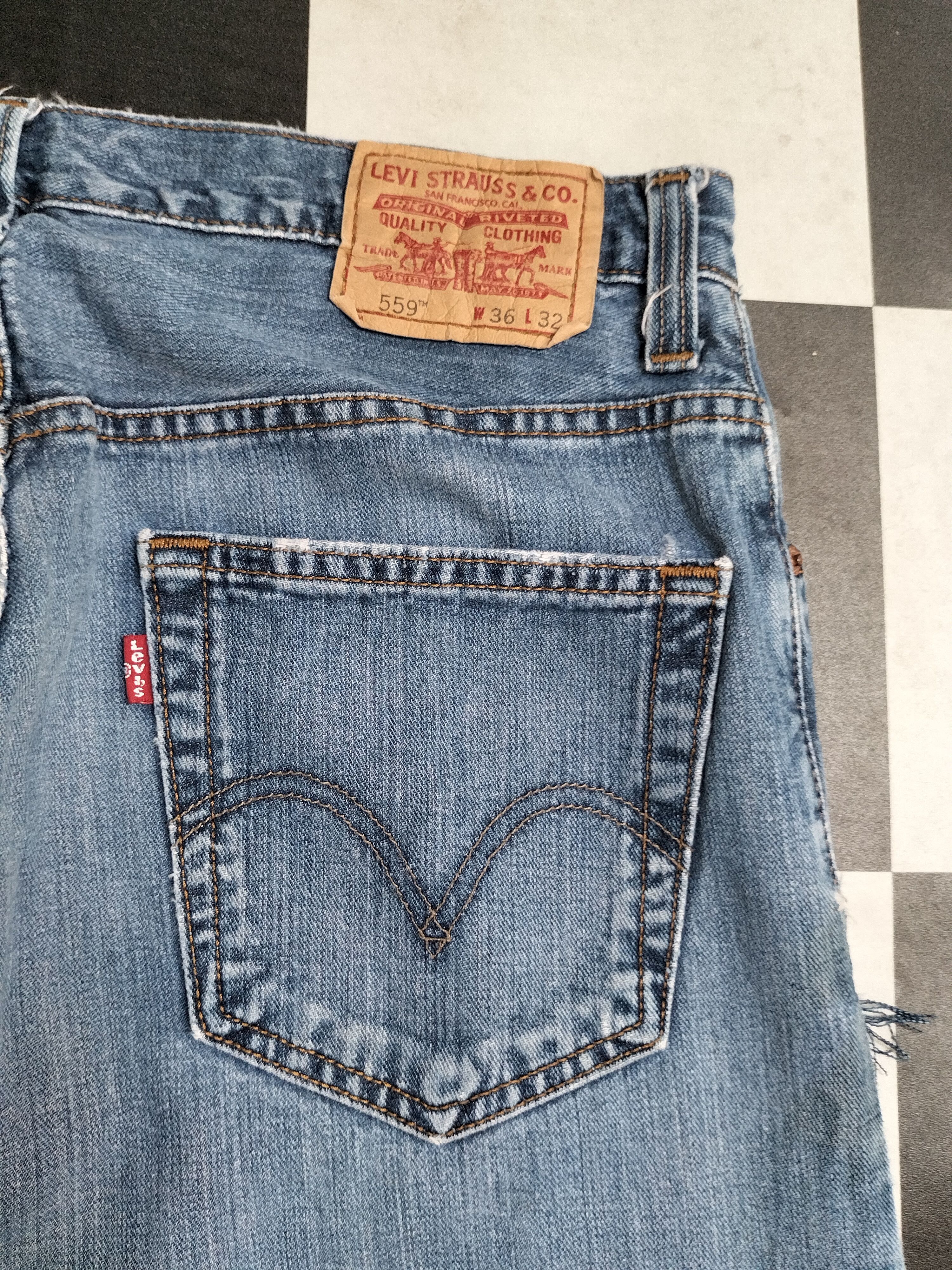 Levi's × Vintage Vintage Levi's 559 Denim Jeans L480 Size US 35 - 10 Thumbnail