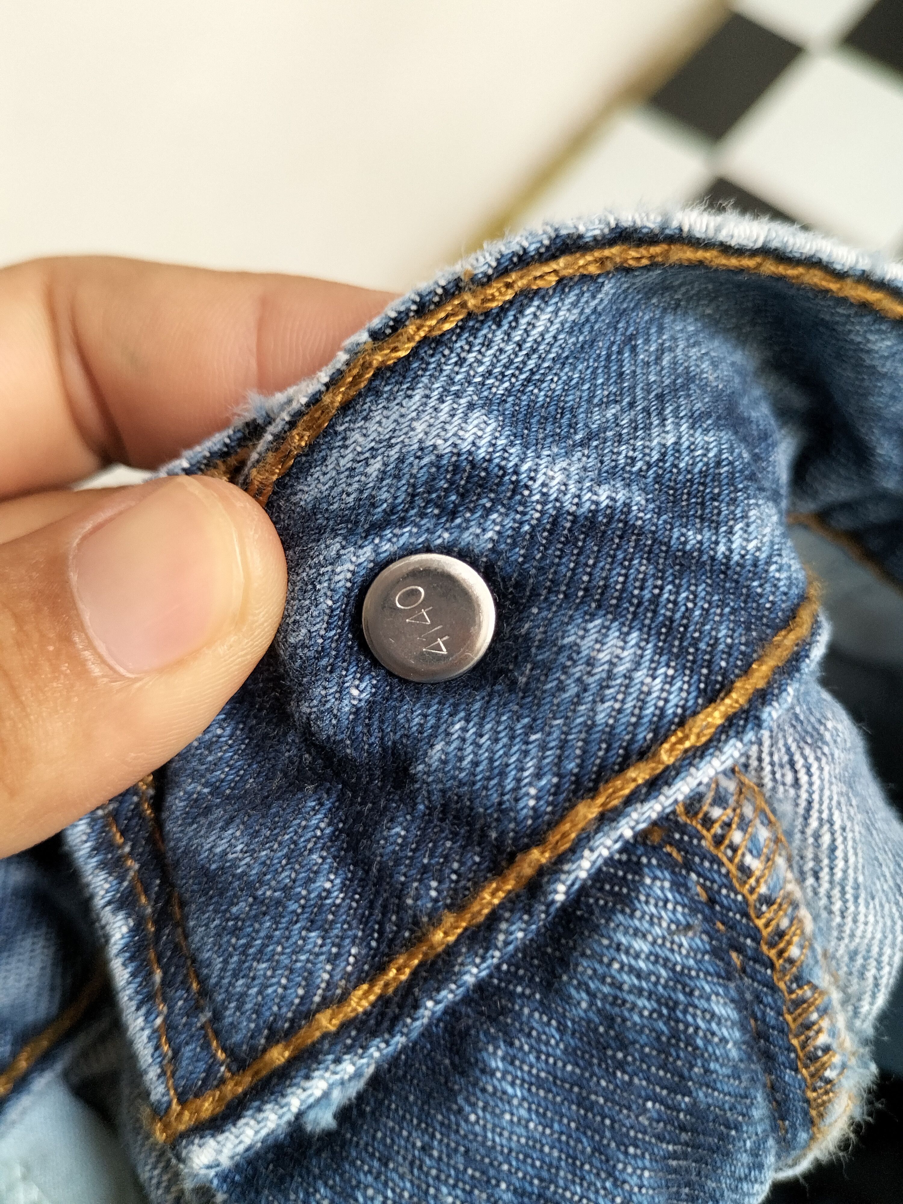 Levi's × Vintage Vintage Levi's 559 Denim Jeans L480 Size US 35 - 7 Thumbnail
