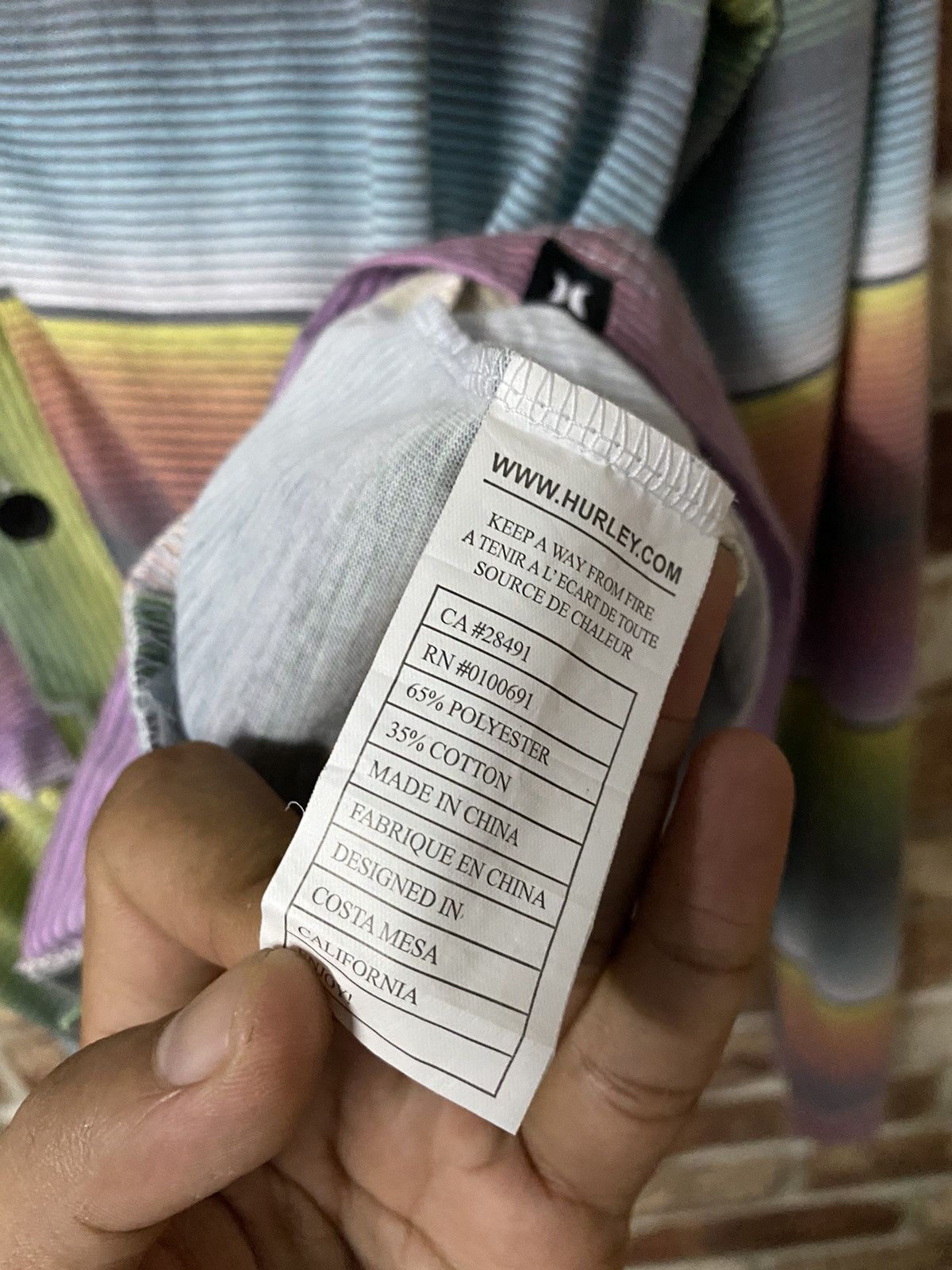 Hurley HURLEY MULTICOLOUR CARDIGAN Size US M / EU 48-50 / 2 - 6 Thumbnail