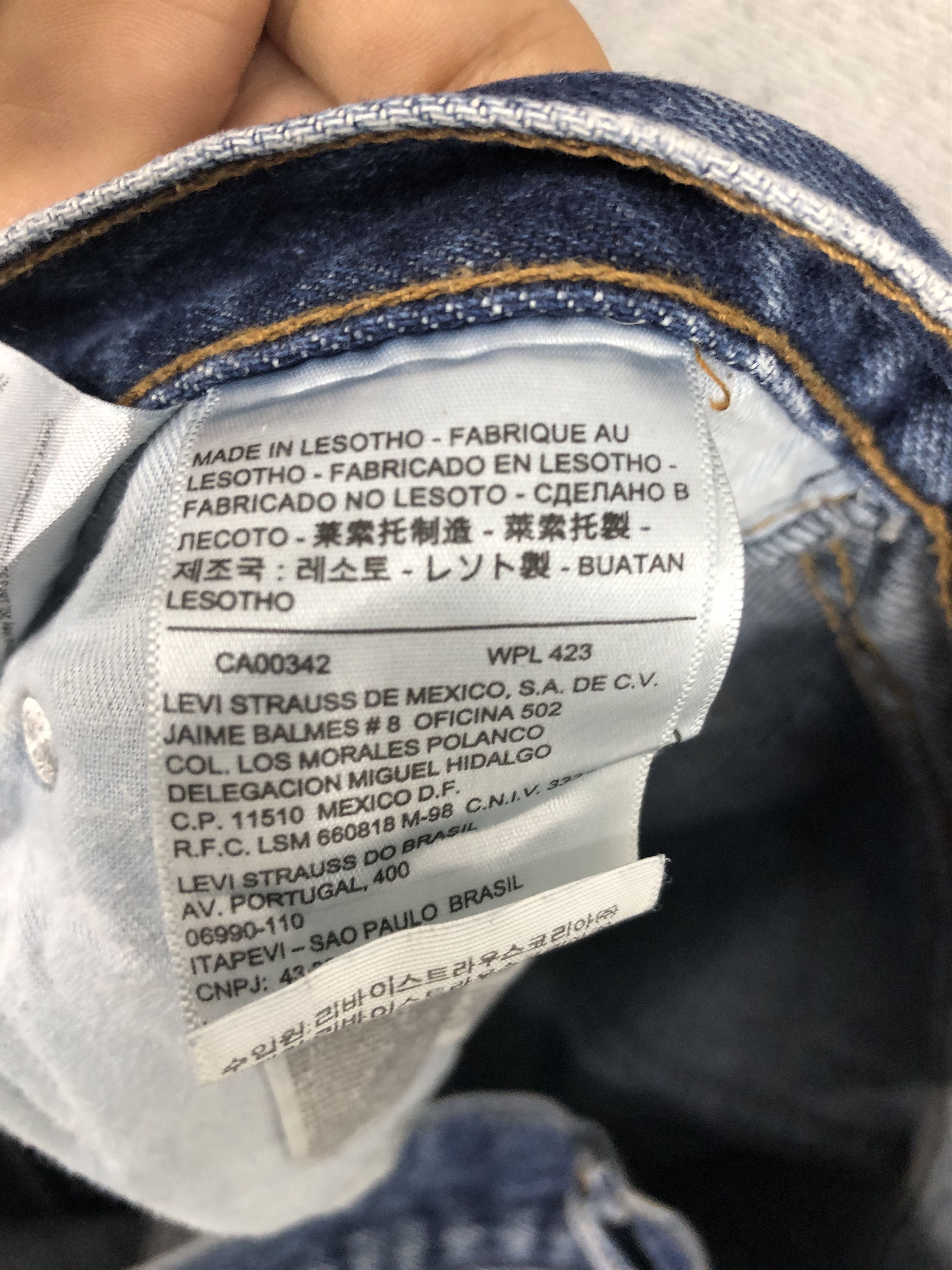 Levi's Vintage Levis 505 Distressed Jeans Size US 32 / EU 48 - 9 Thumbnail