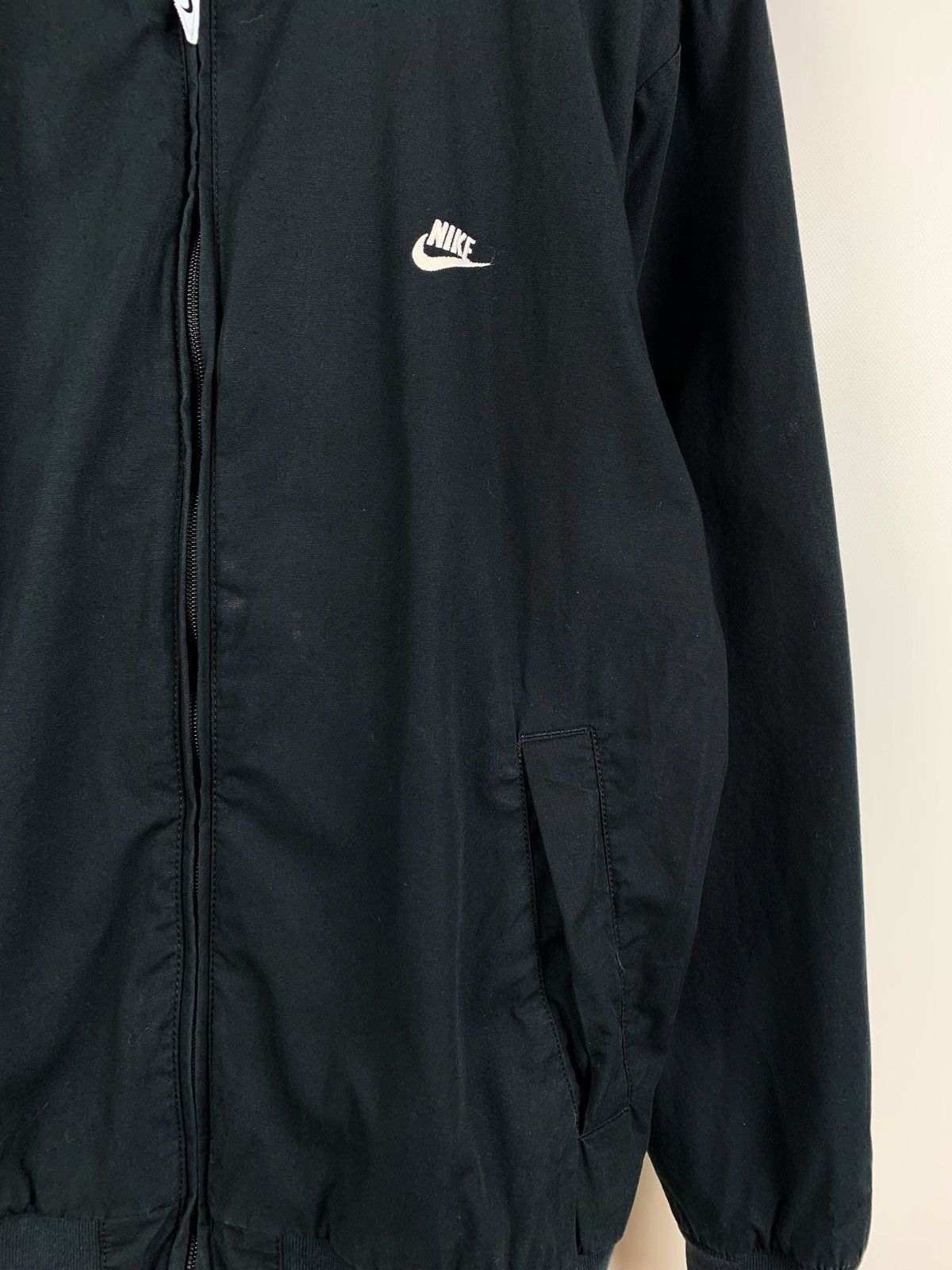 Nike Vintage Nike Air Shoes Zipper Bomber Jacket Size US L / EU 52-54 / 3 - 11 Thumbnail