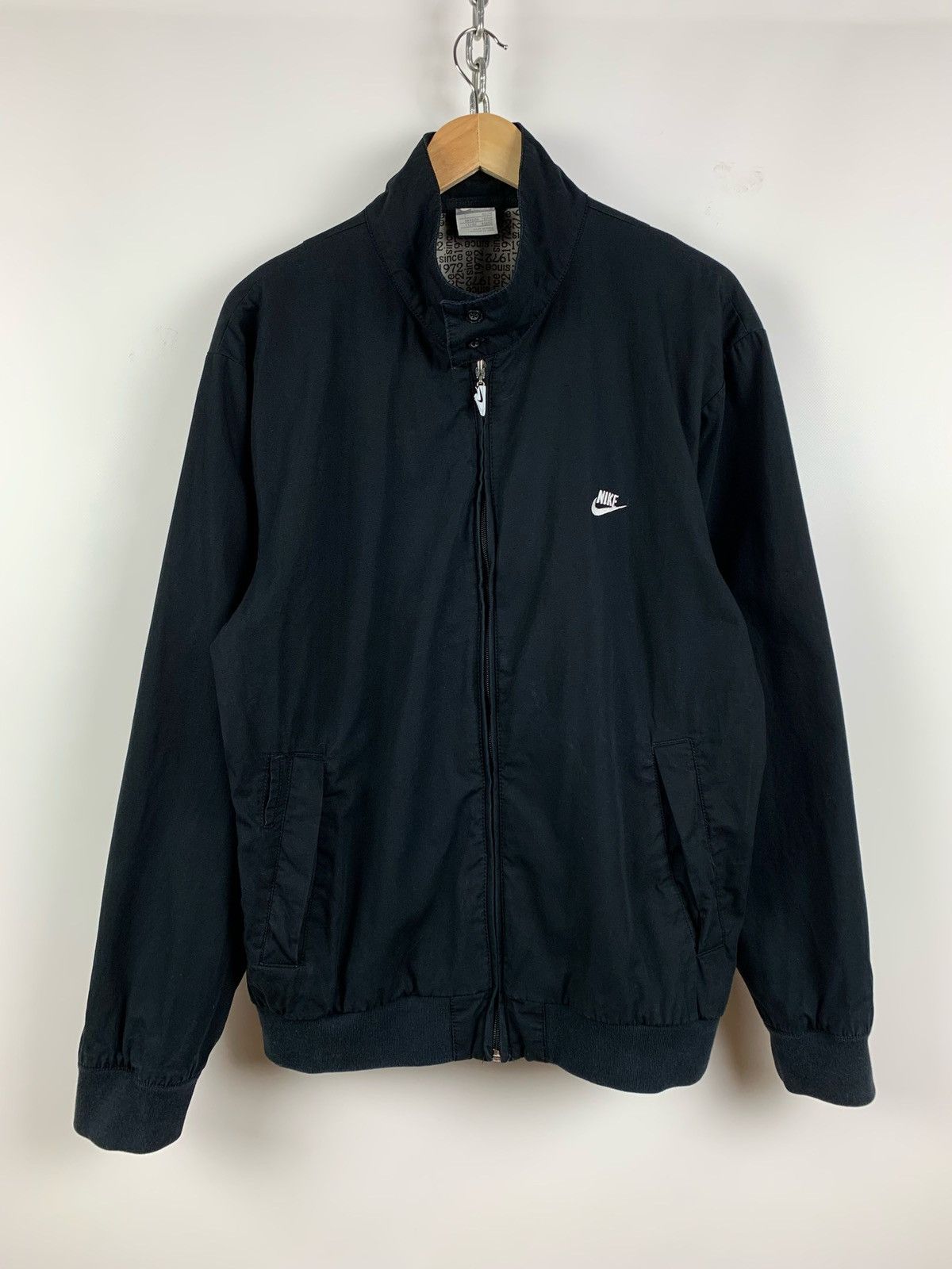 Nike Vintage Nike Air Shoes Zipper Bomber Jacket Size US L / EU 52-54 / 3 - 1 Thumbnail