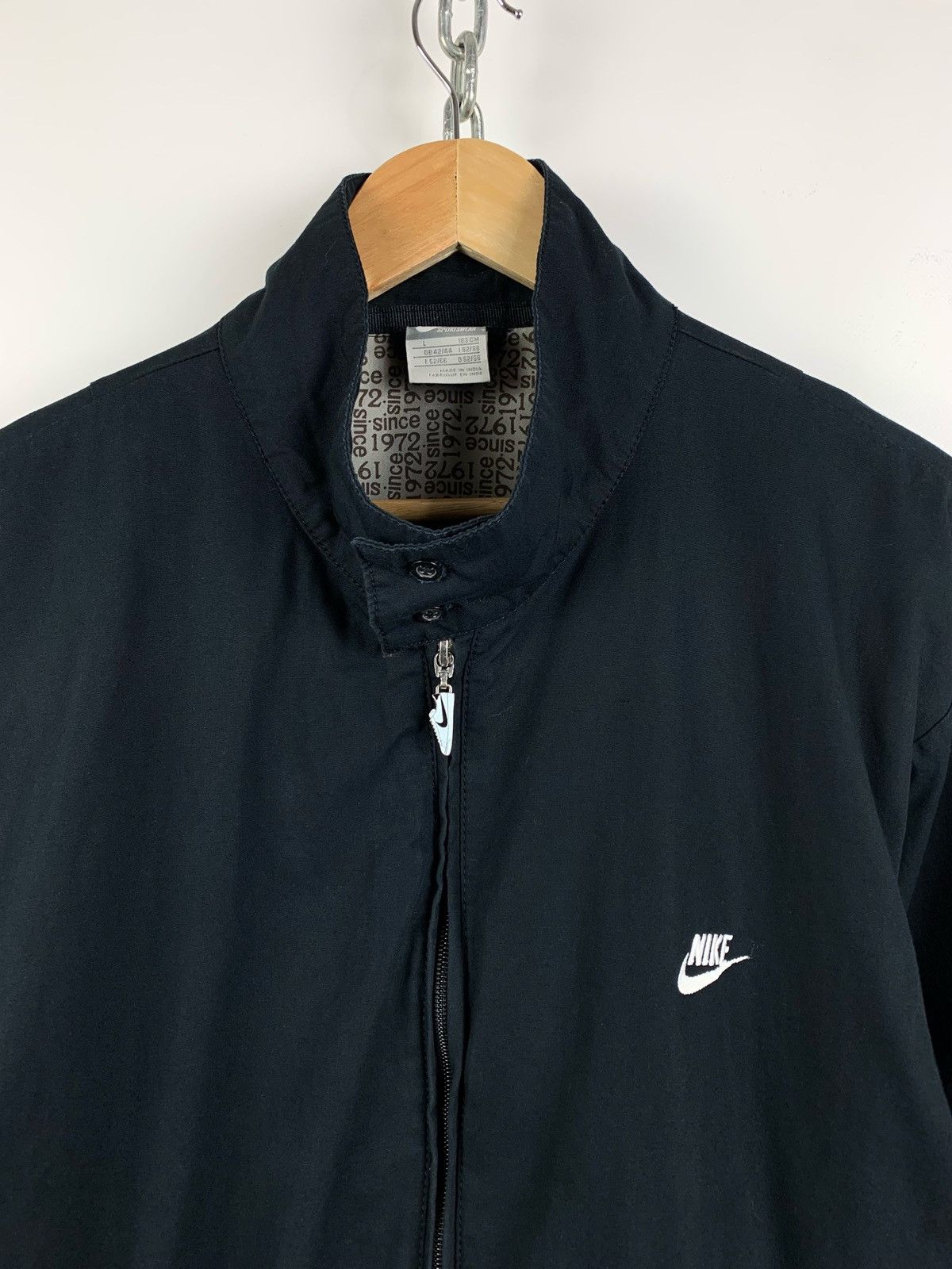 Nike Vintage Nike Air Shoes Zipper Bomber Jacket Size US L / EU 52-54 / 3 - 9 Thumbnail