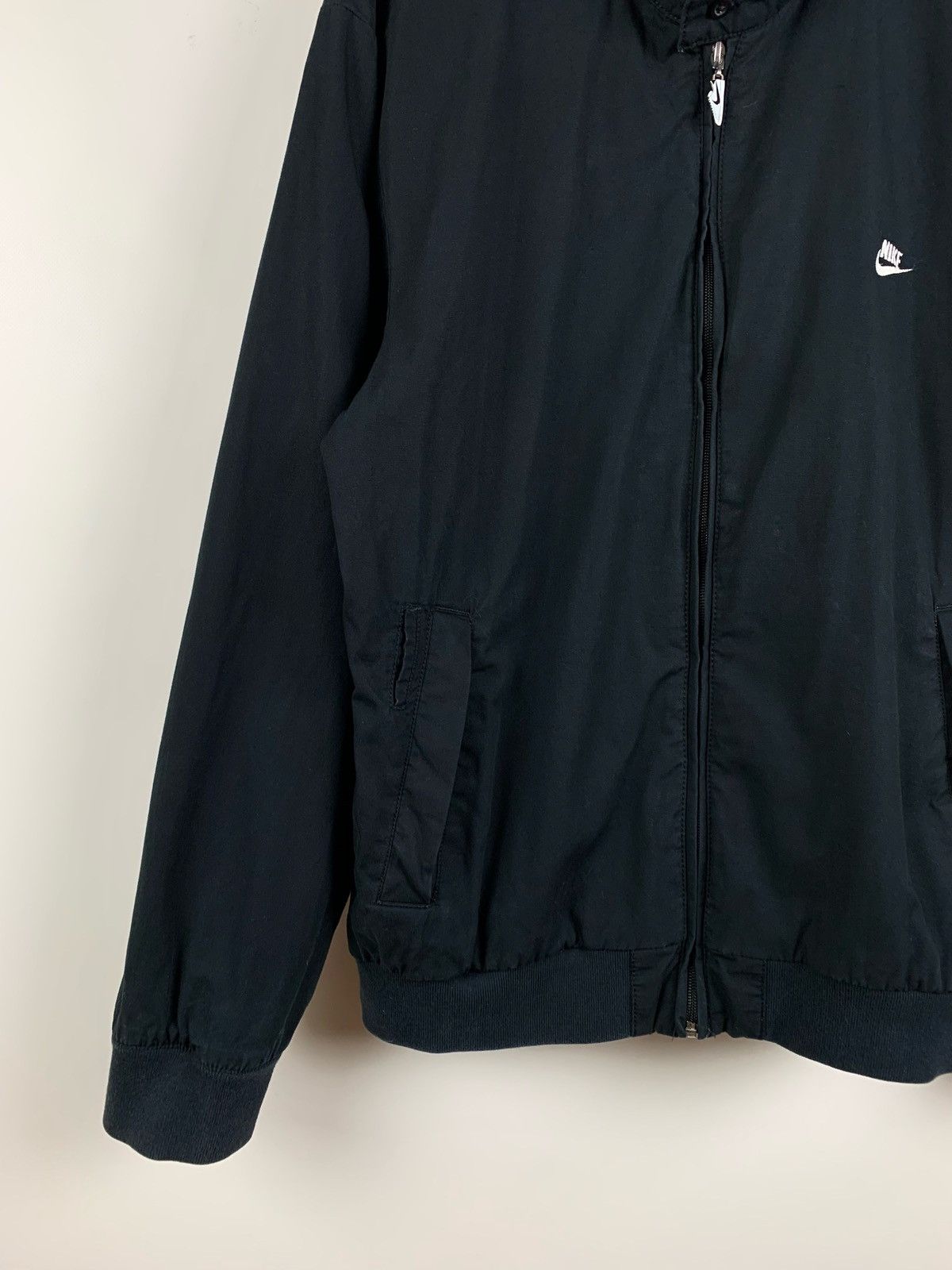 Nike Vintage Nike Air Shoes Zipper Bomber Jacket Size US L / EU 52-54 / 3 - 8 Thumbnail