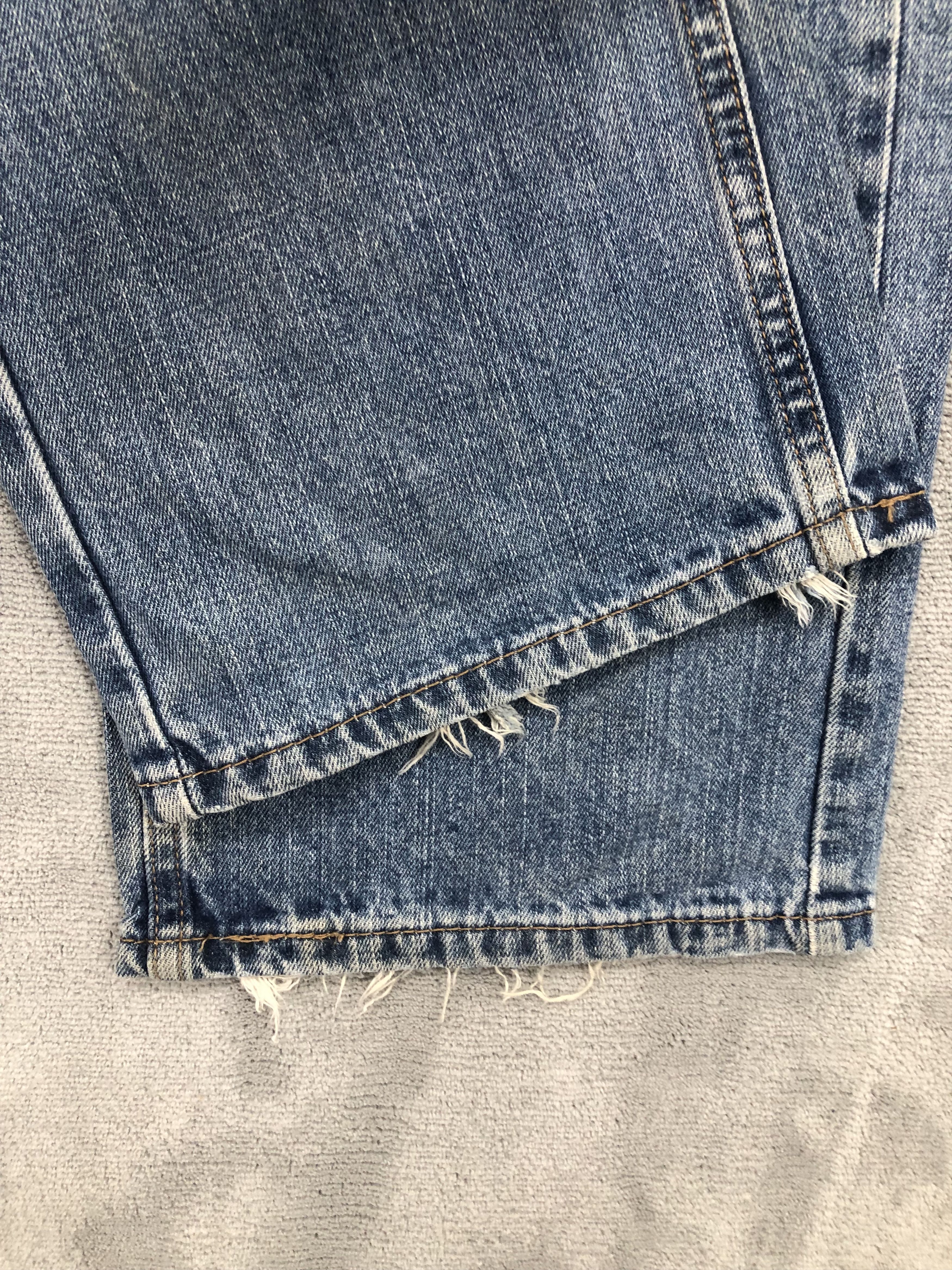 Levi's × Vintage Vintage Levis 559 Relaxed Fit Jean Size US 37 - 4 Thumbnail
