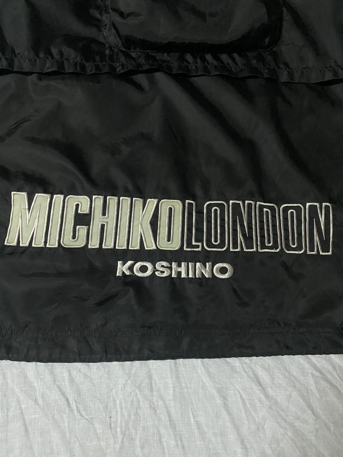 Michiko Koshino × Michiko Koshino London 2 in 1 MICHIKO KOSHINO RAIN JACKET Size US L / EU 52-54 / 3 - 10 Thumbnail