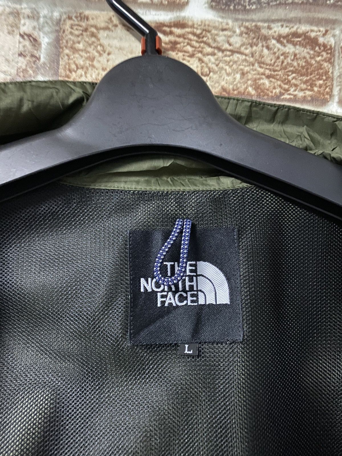 The North Face THE NORTH FACE WINDBREAKER Size US L / EU 52-54 / 3 - 7 Thumbnail